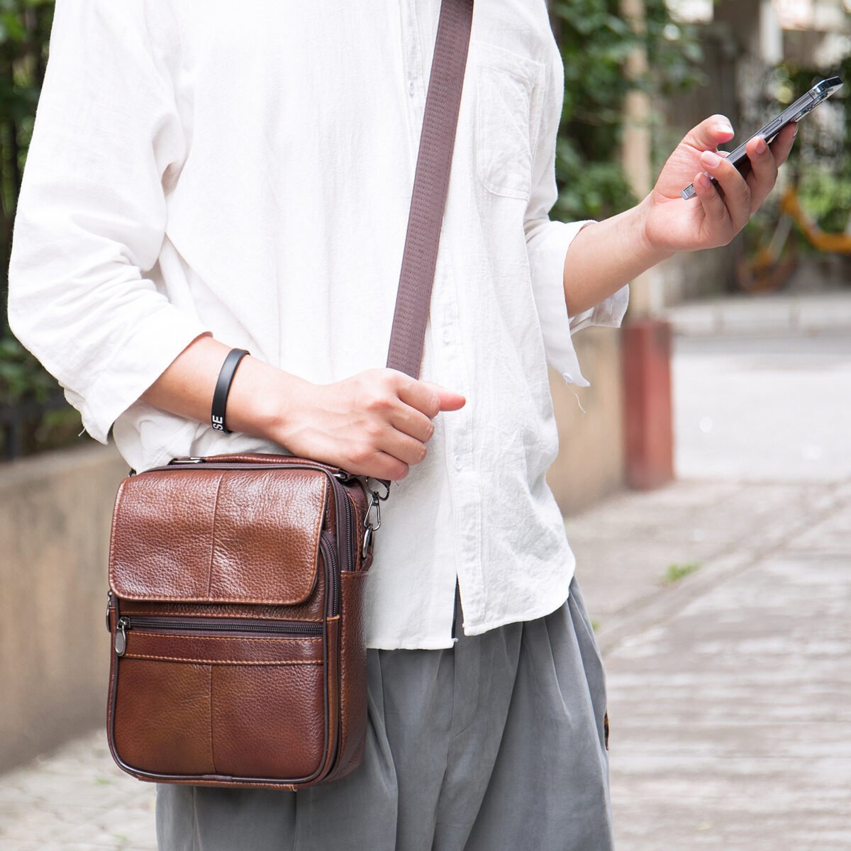 Casual Leather Messenger Bag