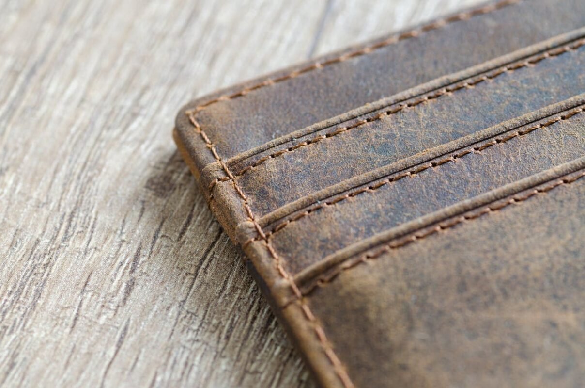 mens brown leather wallet