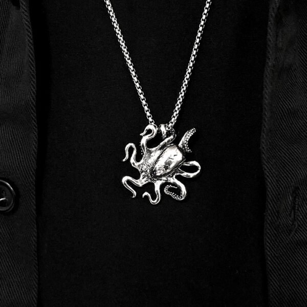Abyss Form — Octopus Pendant & Square Link Chain